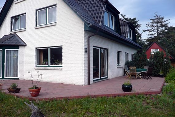 Ferienwohnung 3 mit Terrasse "An der Sonnenwiese"